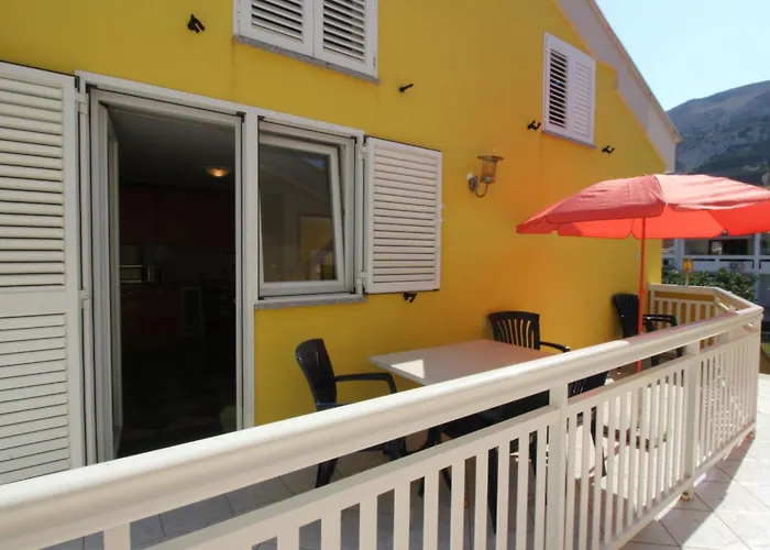 In Mit Eigener Terrasse By Interhome