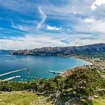 In Mit Eigener Terrasse By Interhome Baška