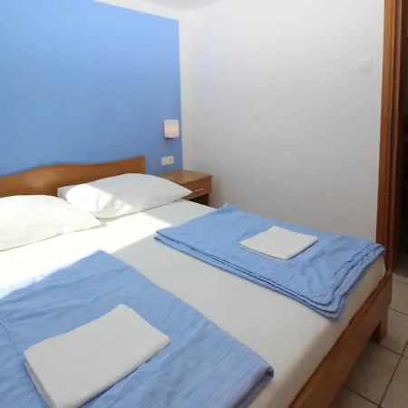 Apartamento In Mit Eigener Terrasse By Interhome *